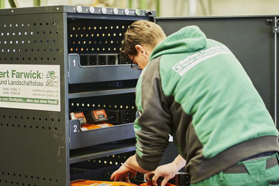 Acculaadkast STIHL