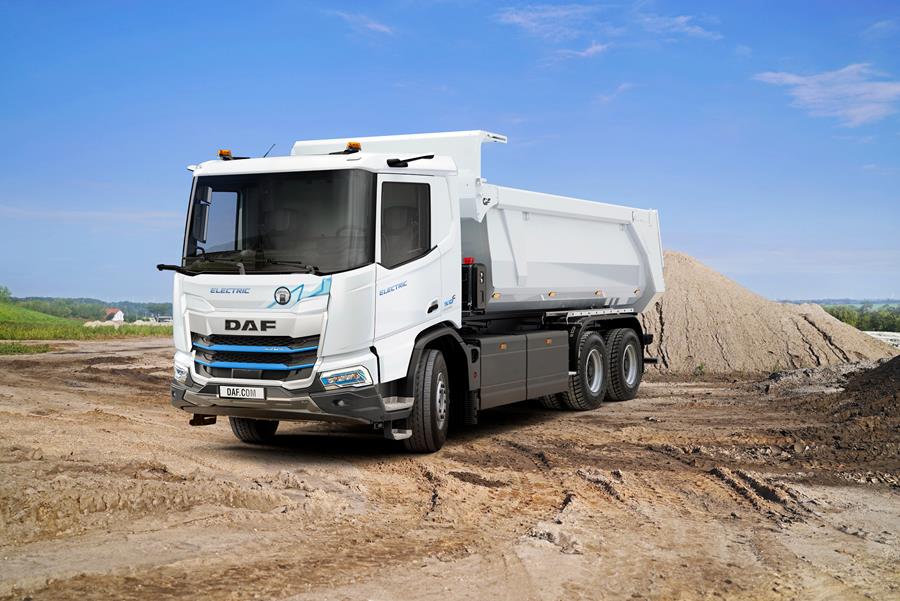 DAF expands range of electric trucks 
